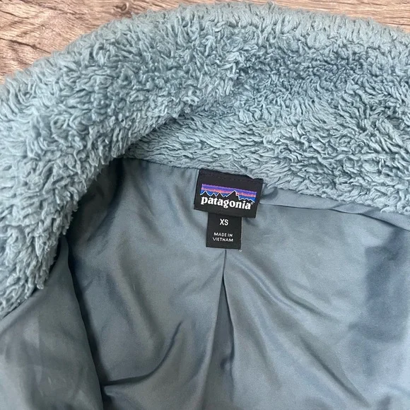 Patagonia Blue Fleece Vest - Picture 3 of 6